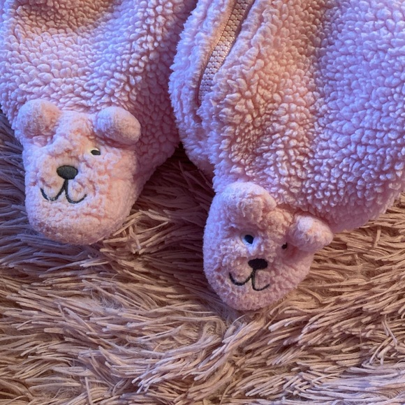 Onsie. - Picture 3 of 4